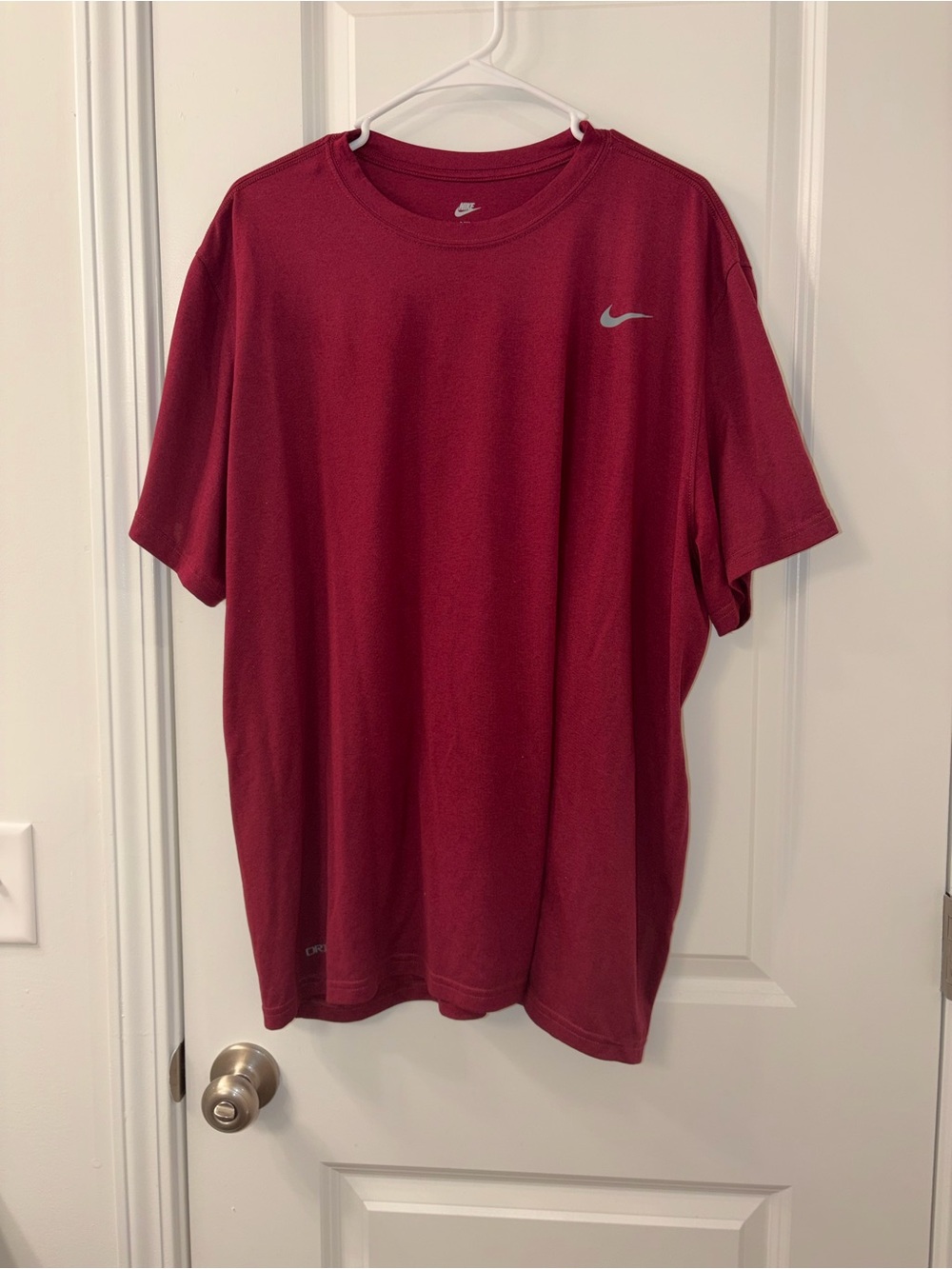 Nike Men's Burgundy Short-Sleeve Performance Tee